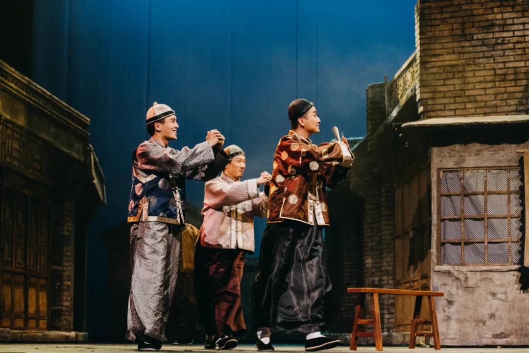 金牌剧评人|流水不争先,争的是滔滔不绝——话剧《断金》