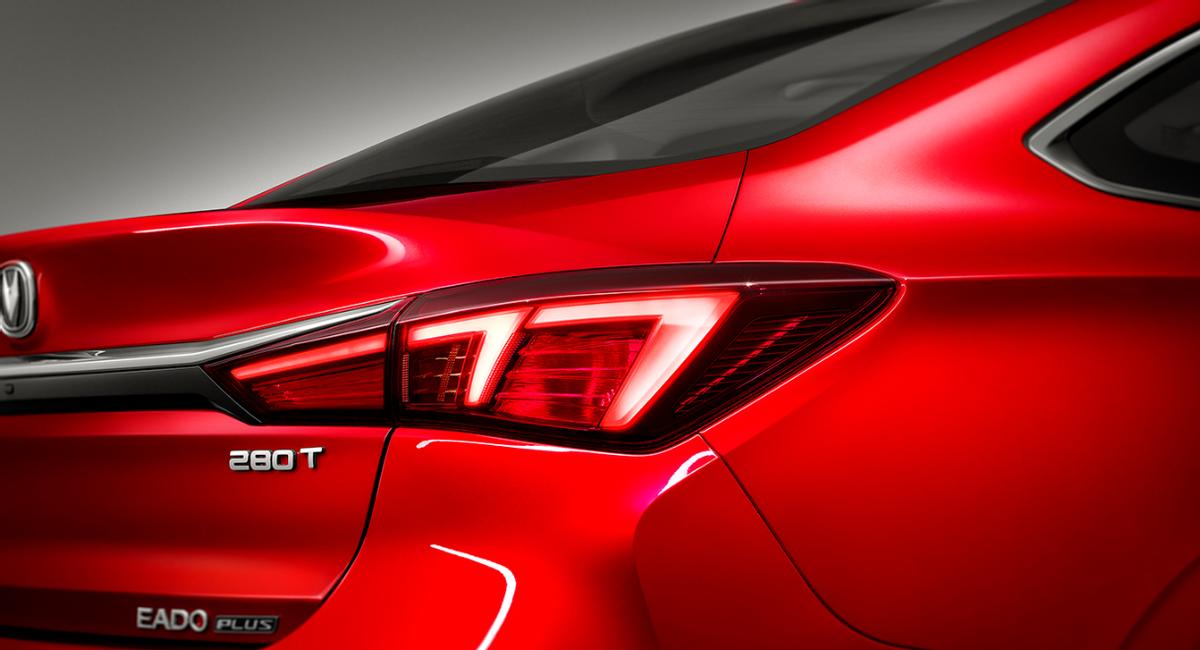 10万左右性价比高的车逸动,10万买什么车长安逸动plus