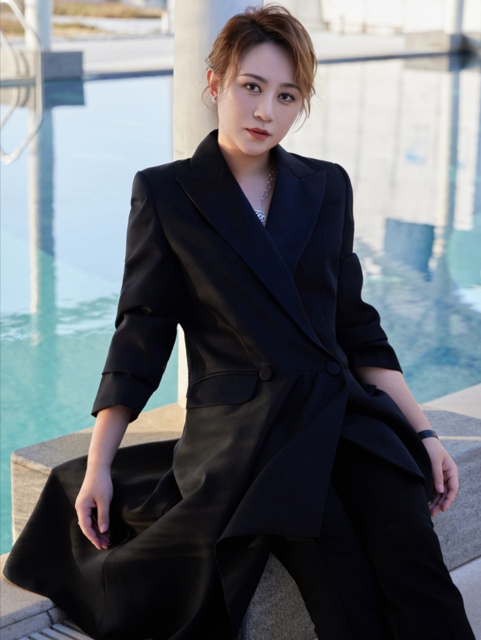 殷桃领奖穿搭,殷桃以往红毯造型