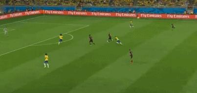 八年前巴西惨败,巴西队在世界杯输得最惨的一次