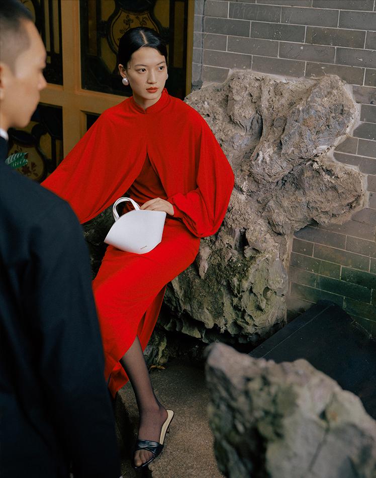 40到50岁女人适合背什么包包,40岁女性背什么牌子的包包