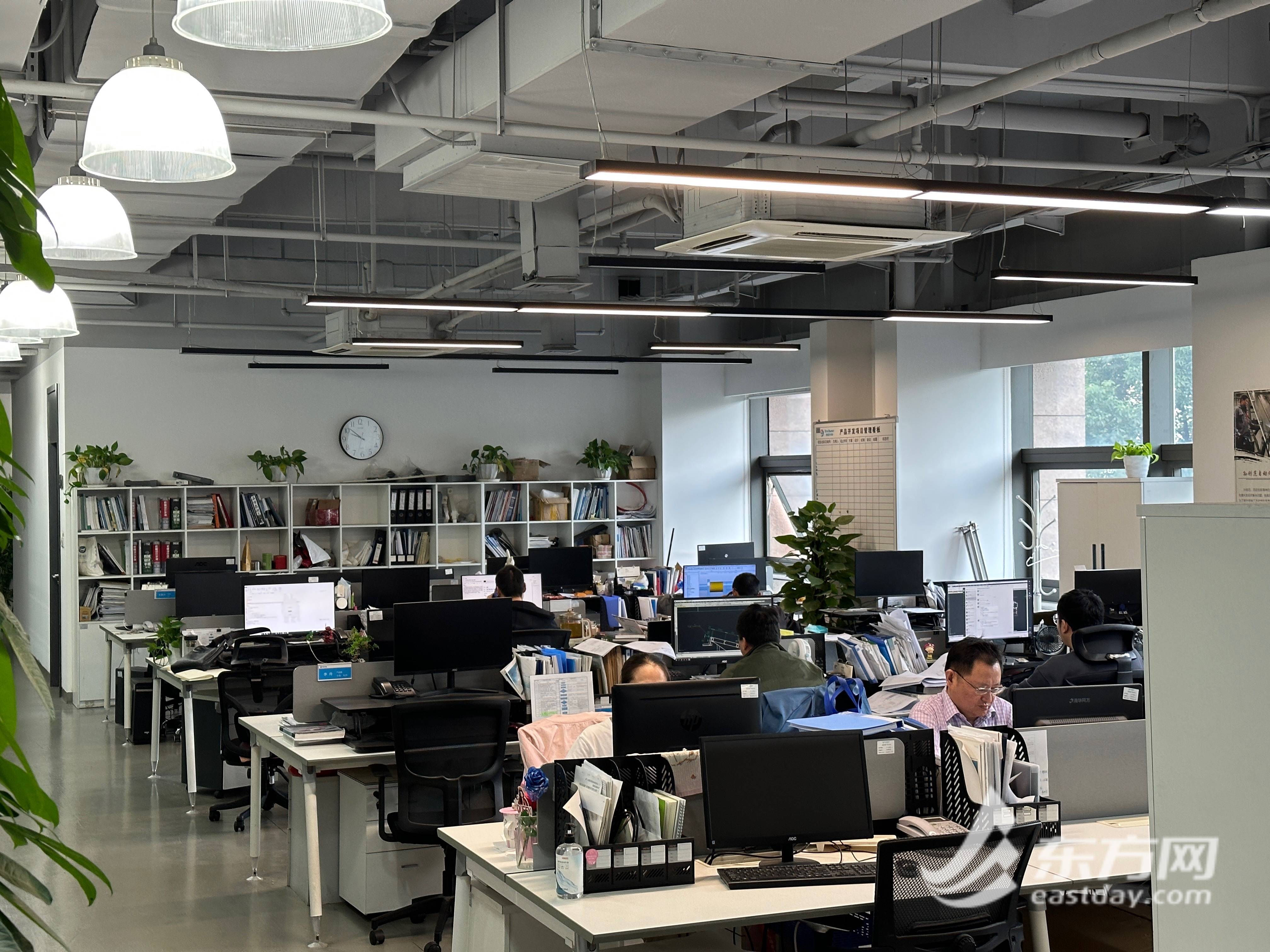 深耕石墨行业小巨人,深耕细作小巨人