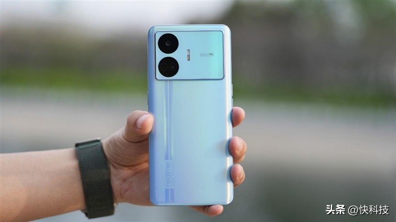 真我gtneo5se对比骁龙865,真我gtneo5se是第一代骁龙7+吗