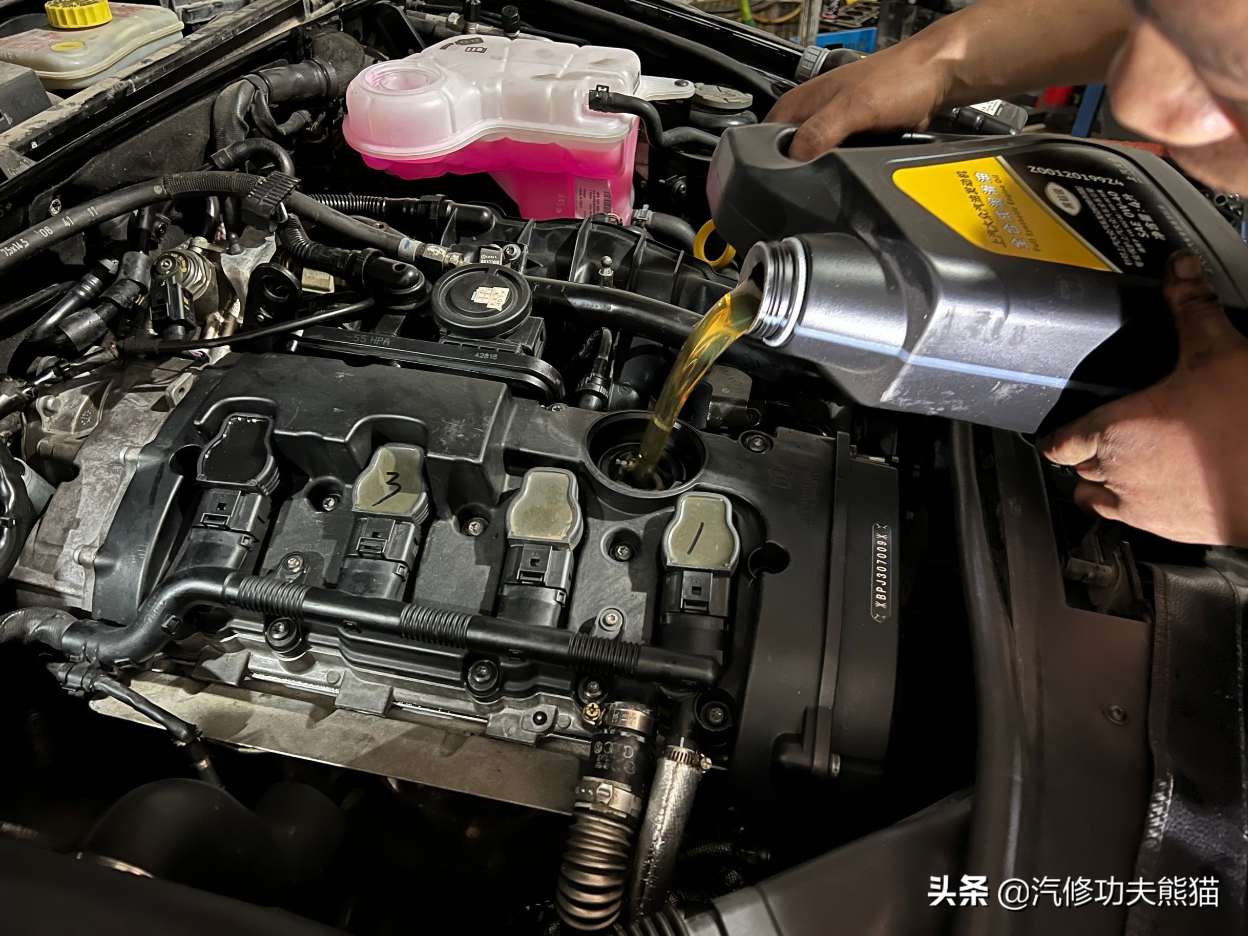 奥迪大众保时捷烧机油专修,2.0t奥迪a6烧机油吗