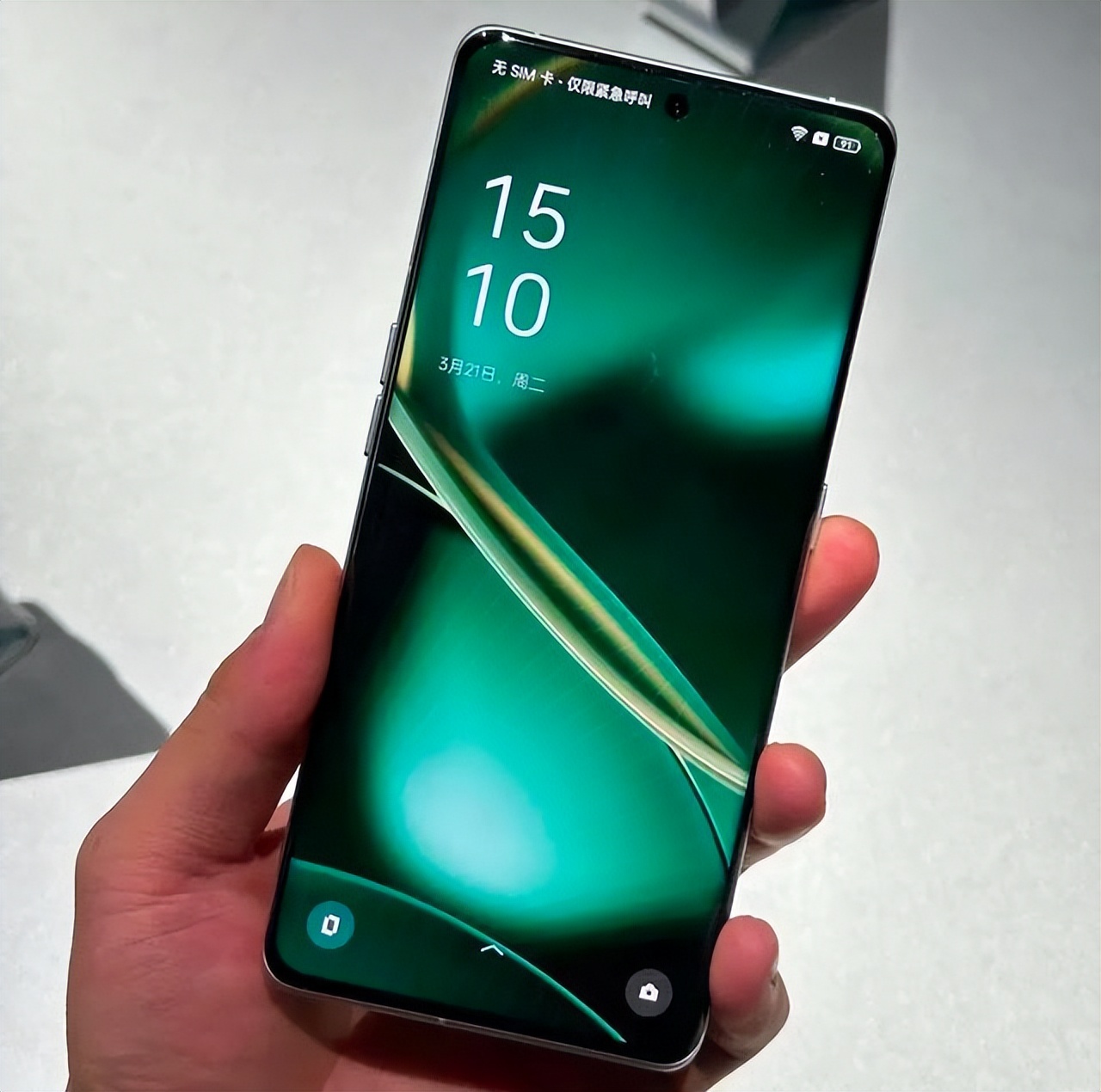 oppofindx6对比iqoo11,oppofindx6与iqoo11哪个好