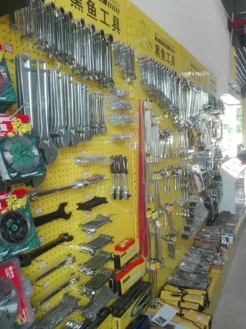 五金店为什么没人却很赚钱,不起眼的五金店为何如此赚钱