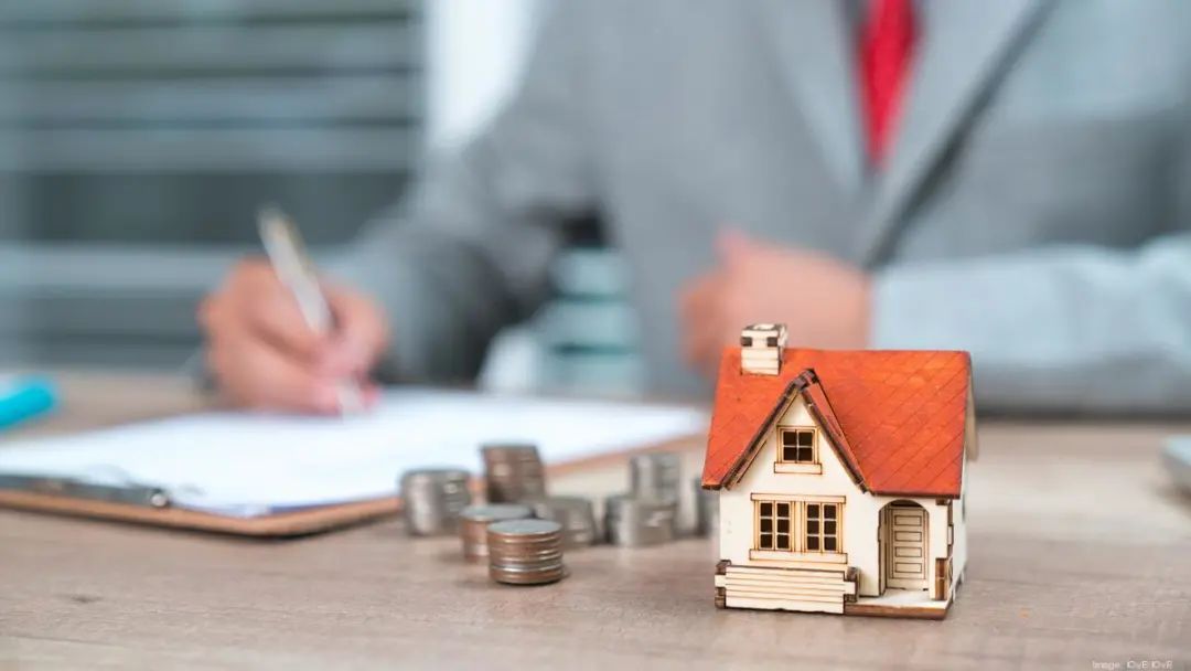 美国纽约一个月10万租房,纽约哪里的房子房租便宜