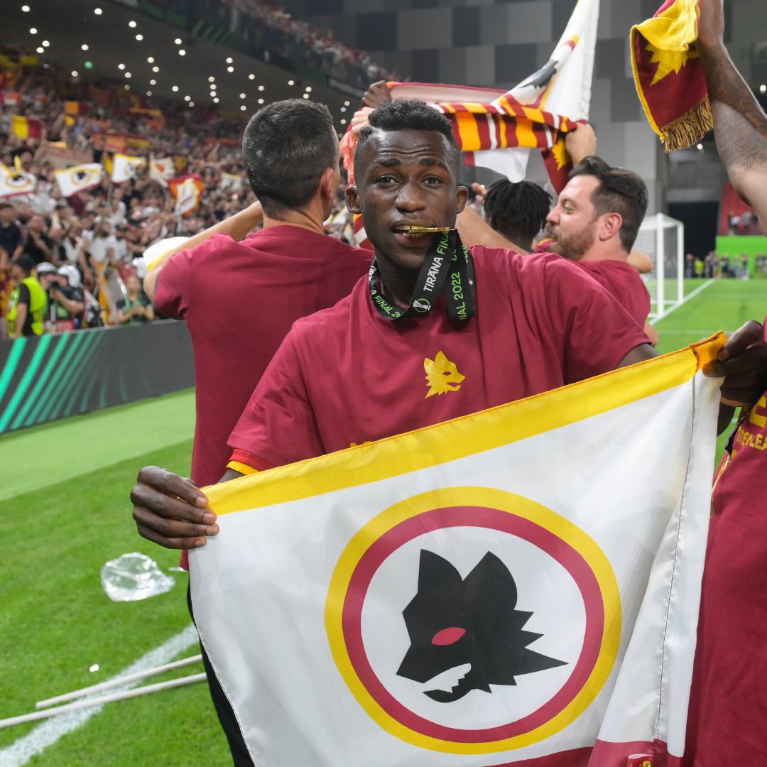 一球成名贝克汉姆,一球成名贝克汉姆齐达内