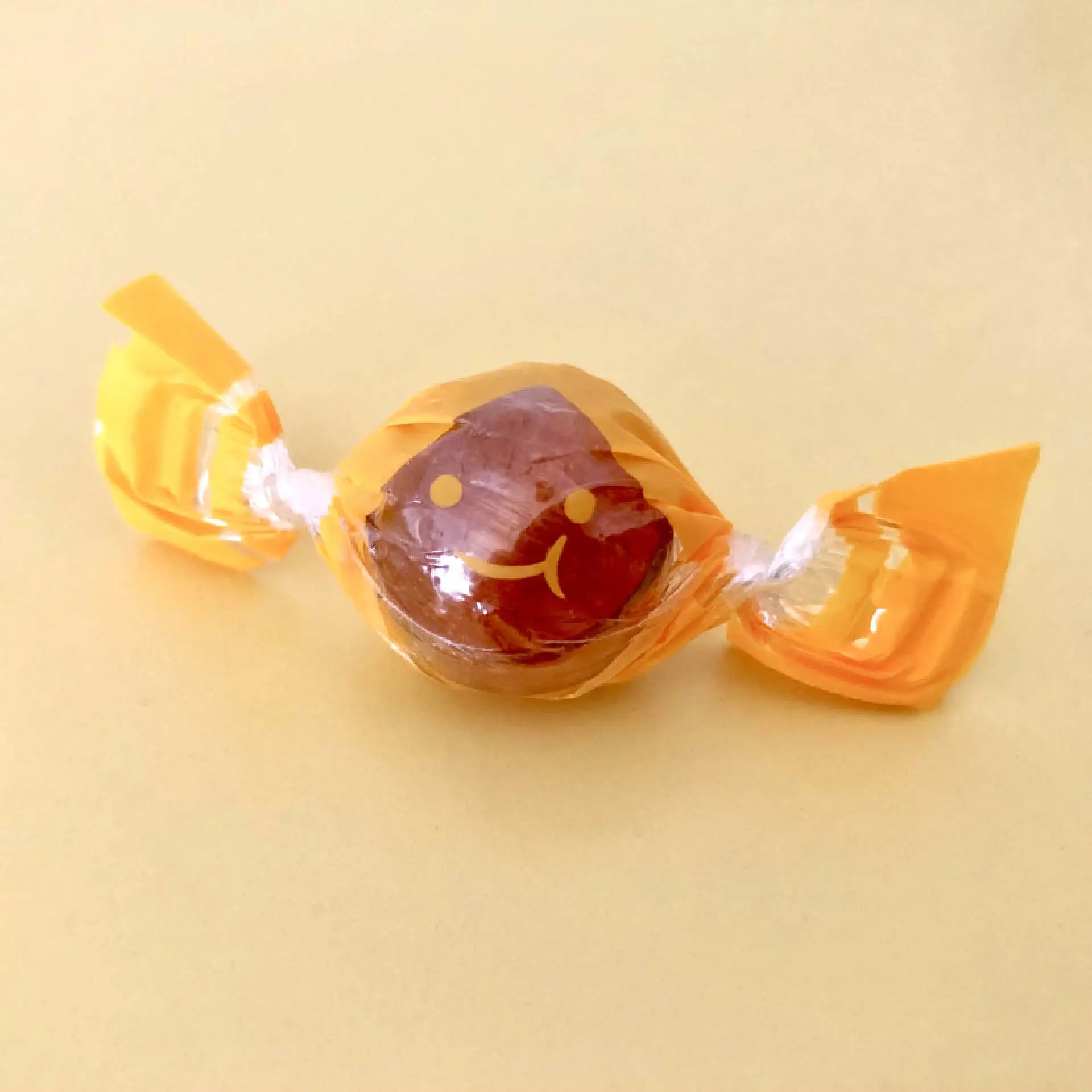 无惧减糖、逆势上涨，这个品牌证明了消费者依然需要糖|新XIU