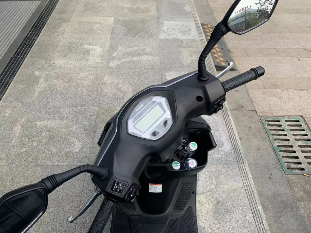 豪爵虎鲨vx125真实测评,豪爵虎鲨vx125和铃木ue125买哪个好