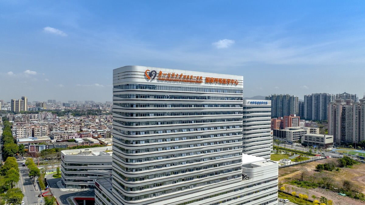 这所医学院校更名很成功，是地方逆袭成为“知名”医科大学的鼻祖