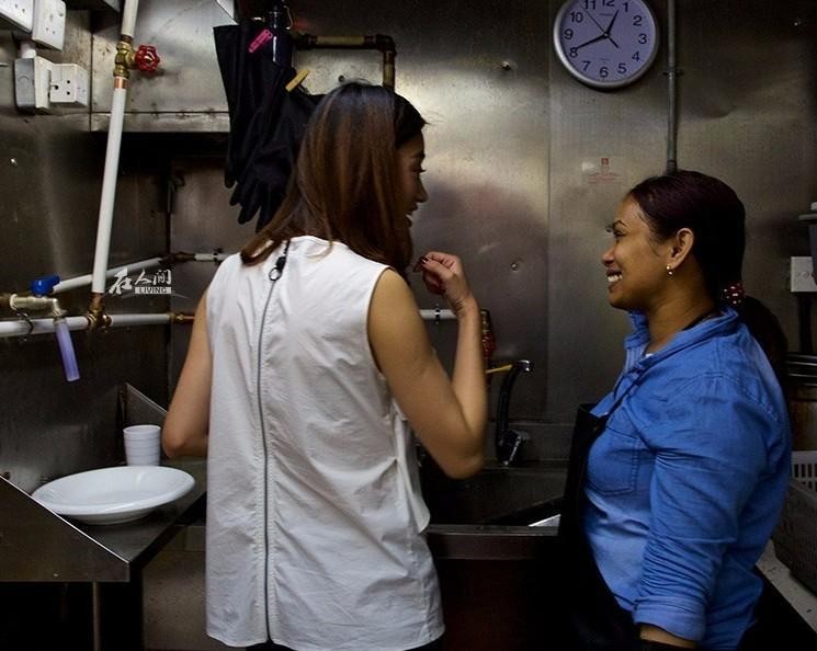 香港洗碗工真的能包吃住吗,香港的洗碗工月薪18000是真的吗