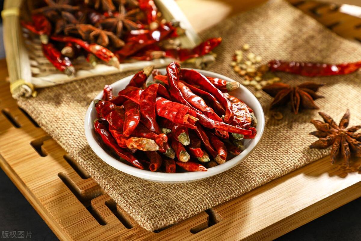 戒烟一个月后咳嗽，嘴里有异味怎么回事？与肺癌有关吗？一文解答