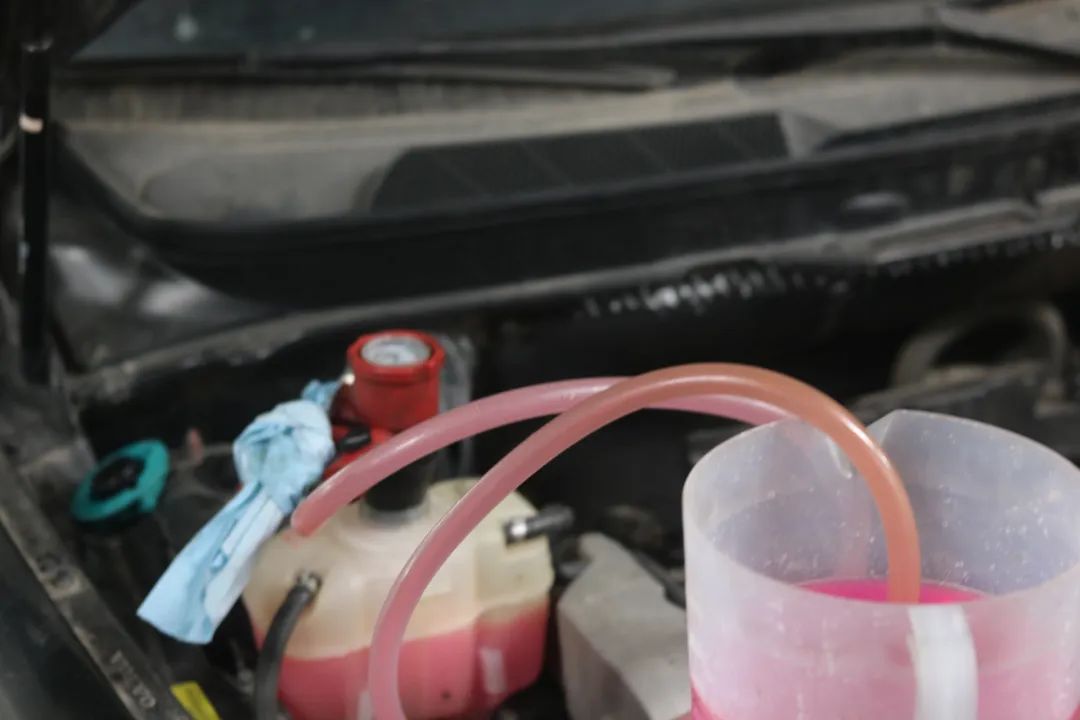 80年沃尔沃xc90出售,08款沃尔沃xc90二手多少钱