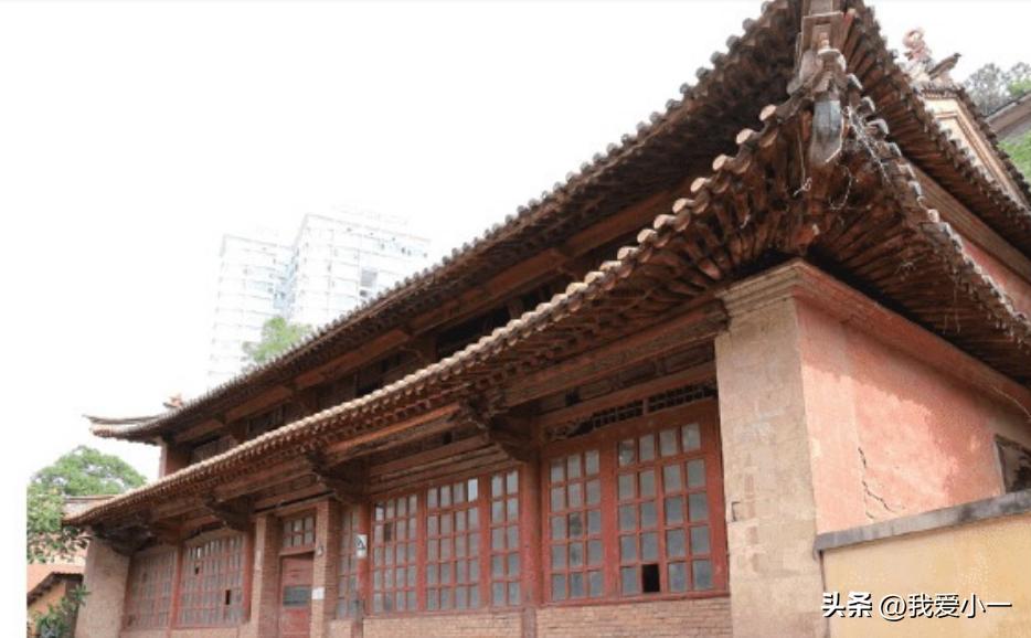 云南古建筑名单大全,云南古滇墓葬群