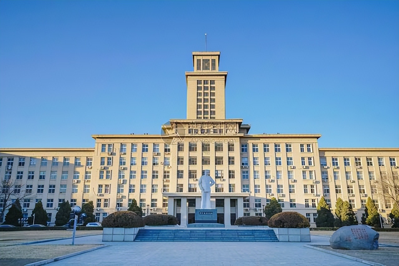 看到高考分数有多失望,看到了录取分数线还不努力吗