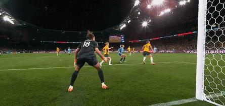 中国女足1-6英格兰无缘世界杯16强,女足世界杯决赛西班牙对英格兰