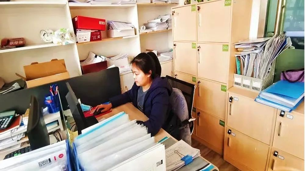 雄飞集团榜样|杜秀平：人生好似洪水在奔流