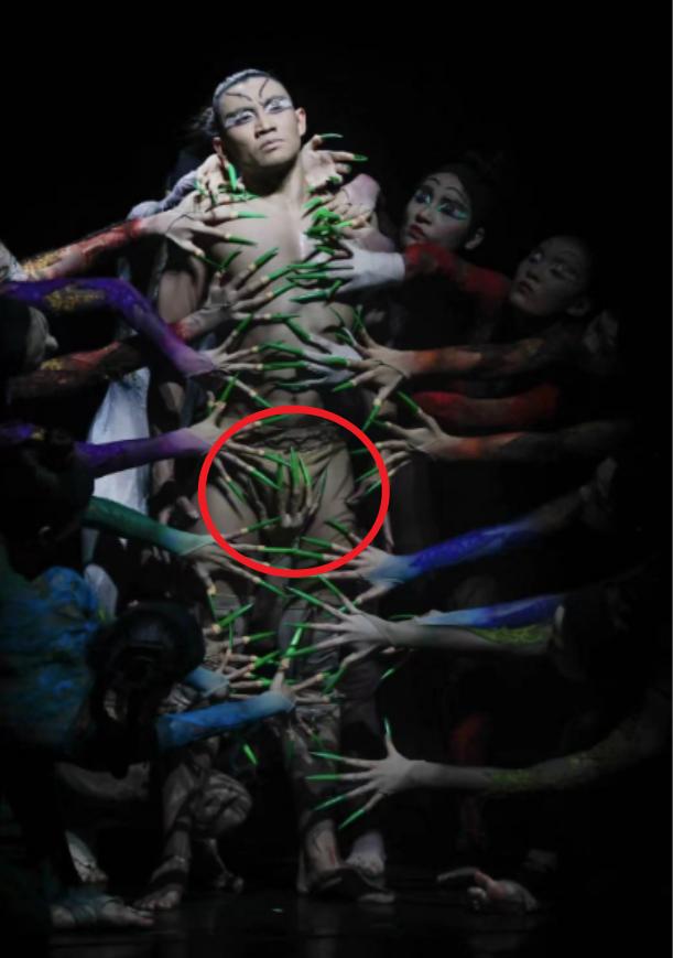 杨丽萍打酸枣扇子舞,杨丽萍打戏