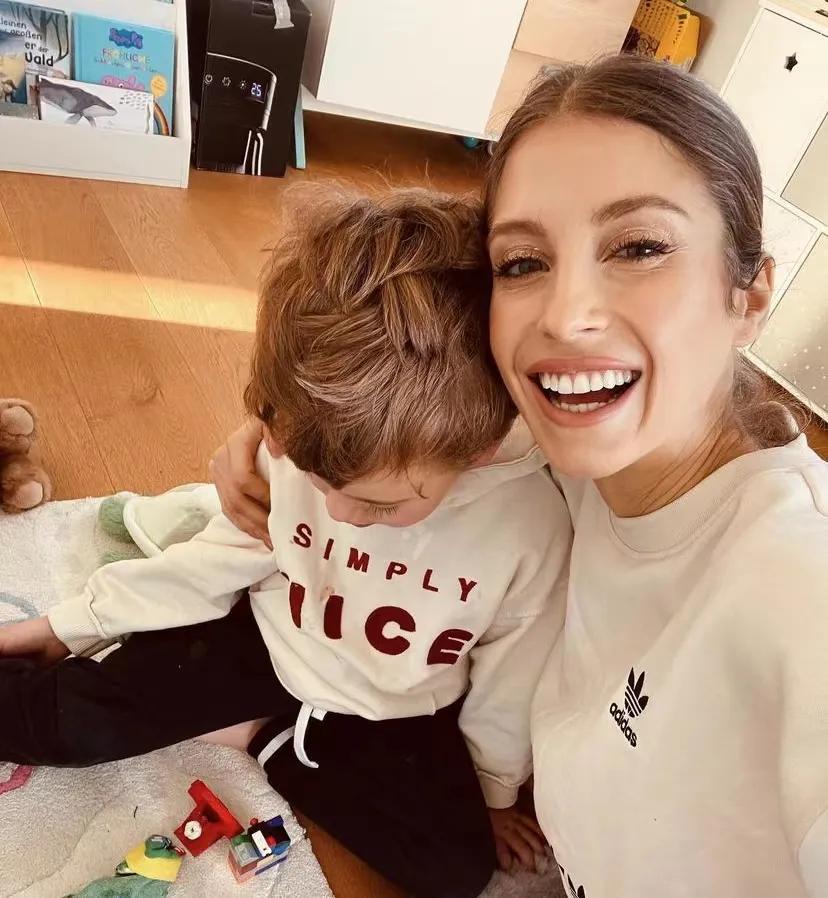 寰峰浗鐙愬獨,鐙愬獨寰峰浗瓒崇悆