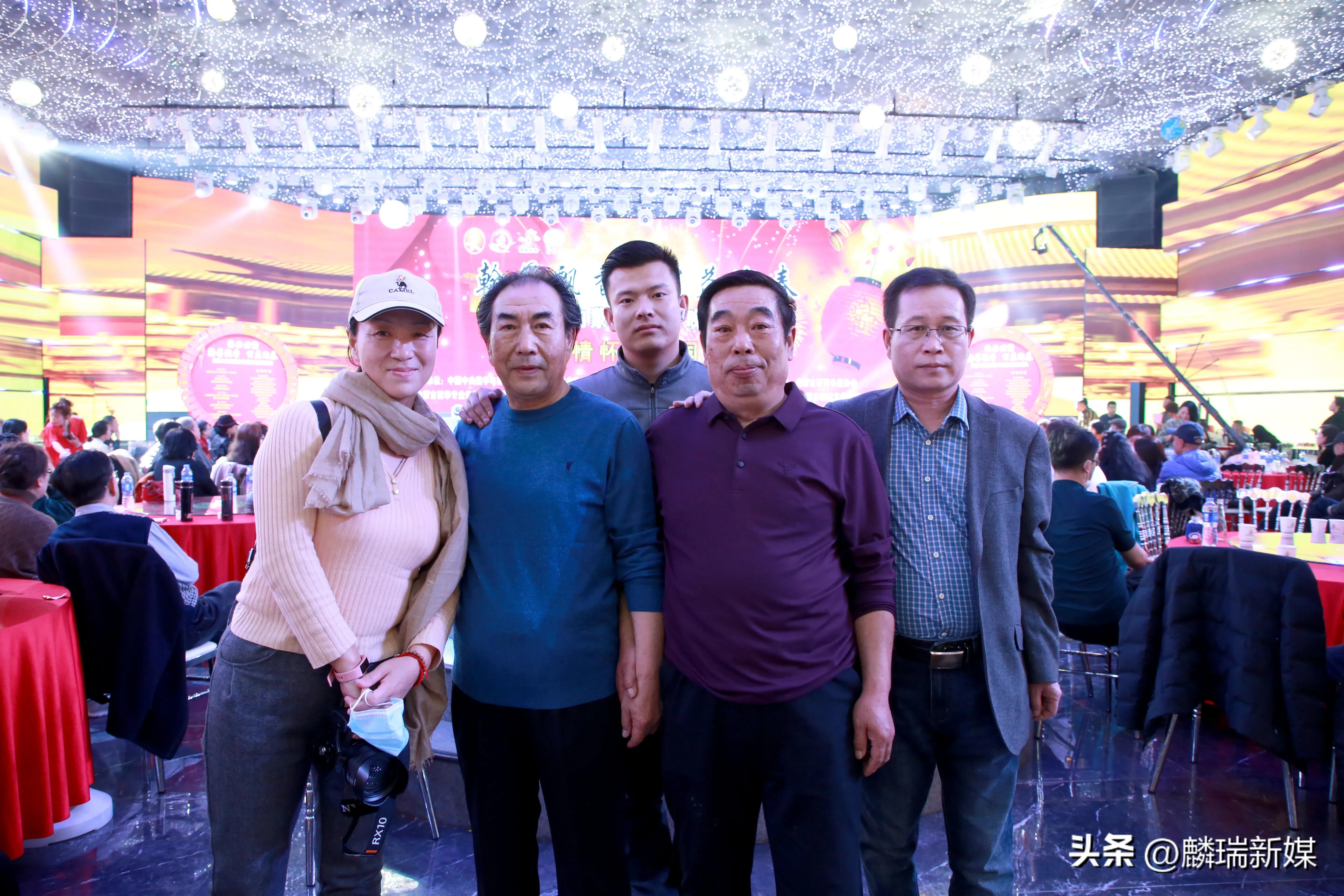 呼和浩特书画颁奖典礼直播,呼和浩特市第二届书画比赛