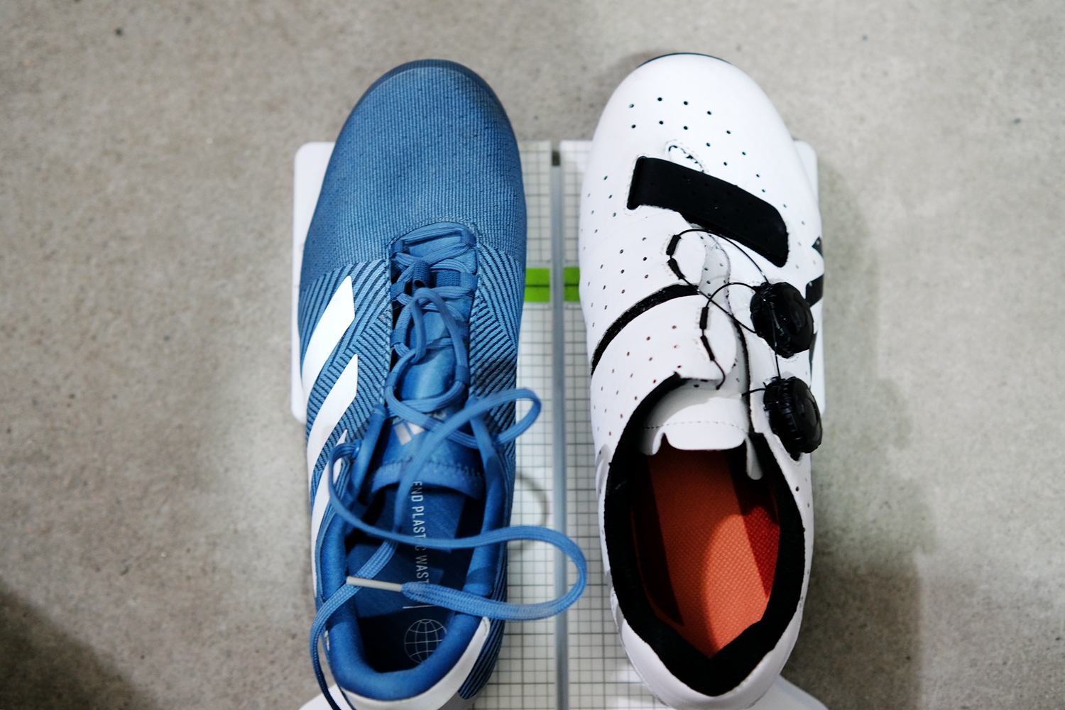 新手骑行无锁骑行鞋,自锁紧骑行鞋