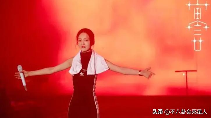 张韶涵现场完整版汪峰评价,张韶涵演唱会上座率合肥
