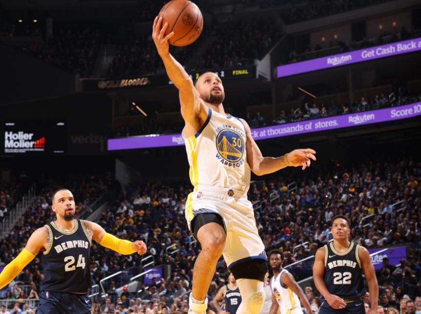 库里三分绝杀太阳赛后维金斯采访,勇士谈维金斯没有投进绝杀