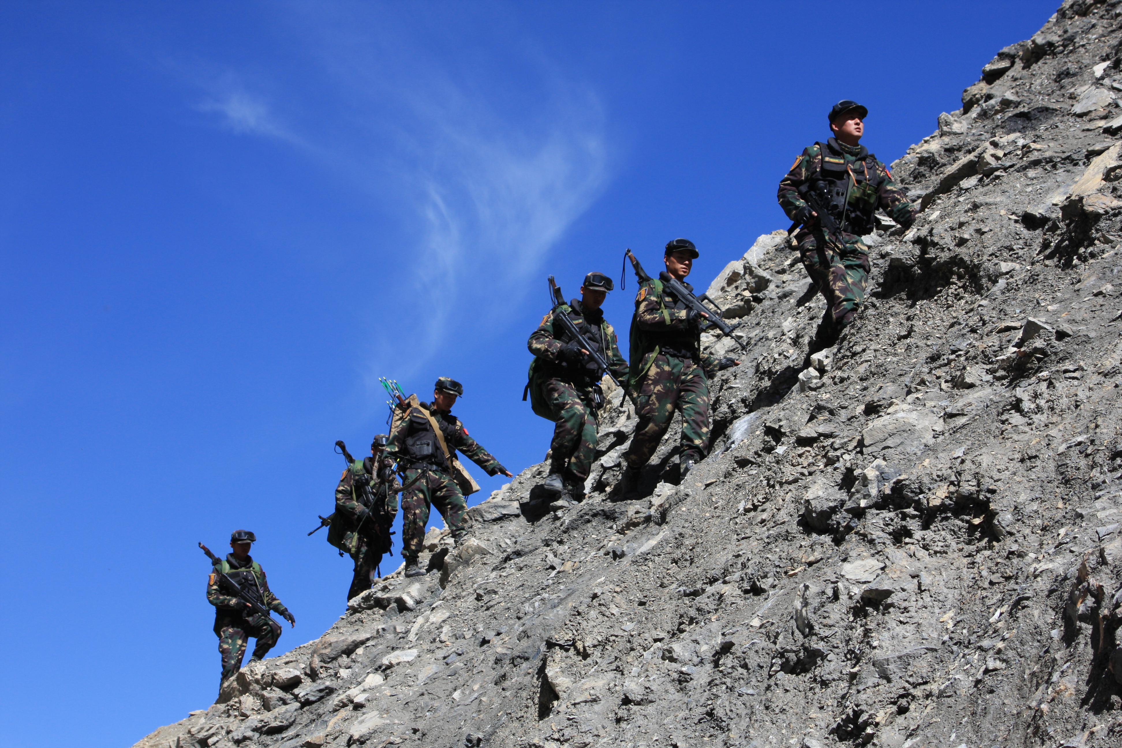 建军95周年丨二炮特种兵——跟随人民日报记者探访中国特种兵