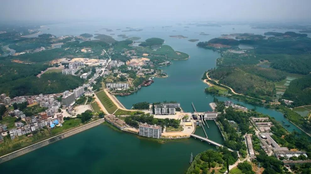 湛江哪个县级市有发展潜力,为什么湛江廉江是最发达的一个区