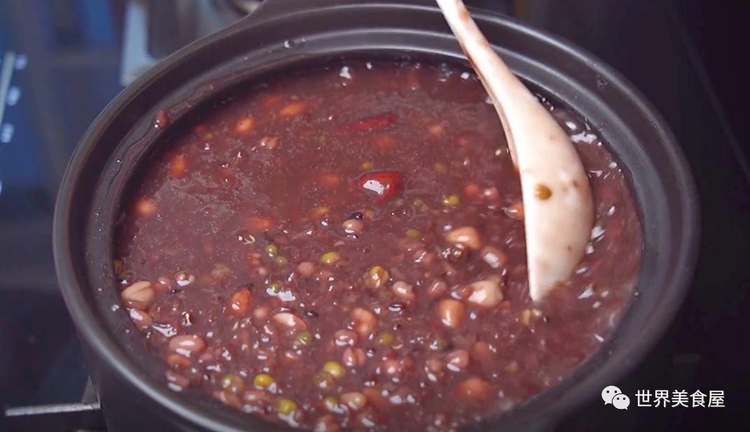 夏季食欲不振4款消腻养生粥,夏季九大养生粥助你滋阴清热