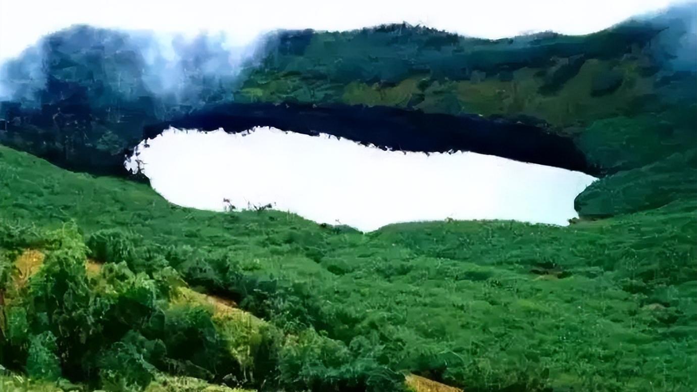 你一定去过许多迷人或神奇的地方,中国境内最值得去的三个地方