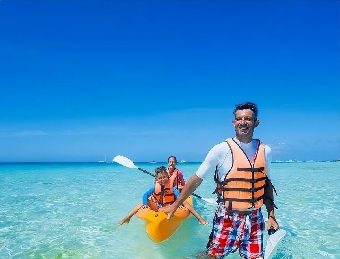 85年南京玄武湖水上运动皮划艇,水上运动皮划艇