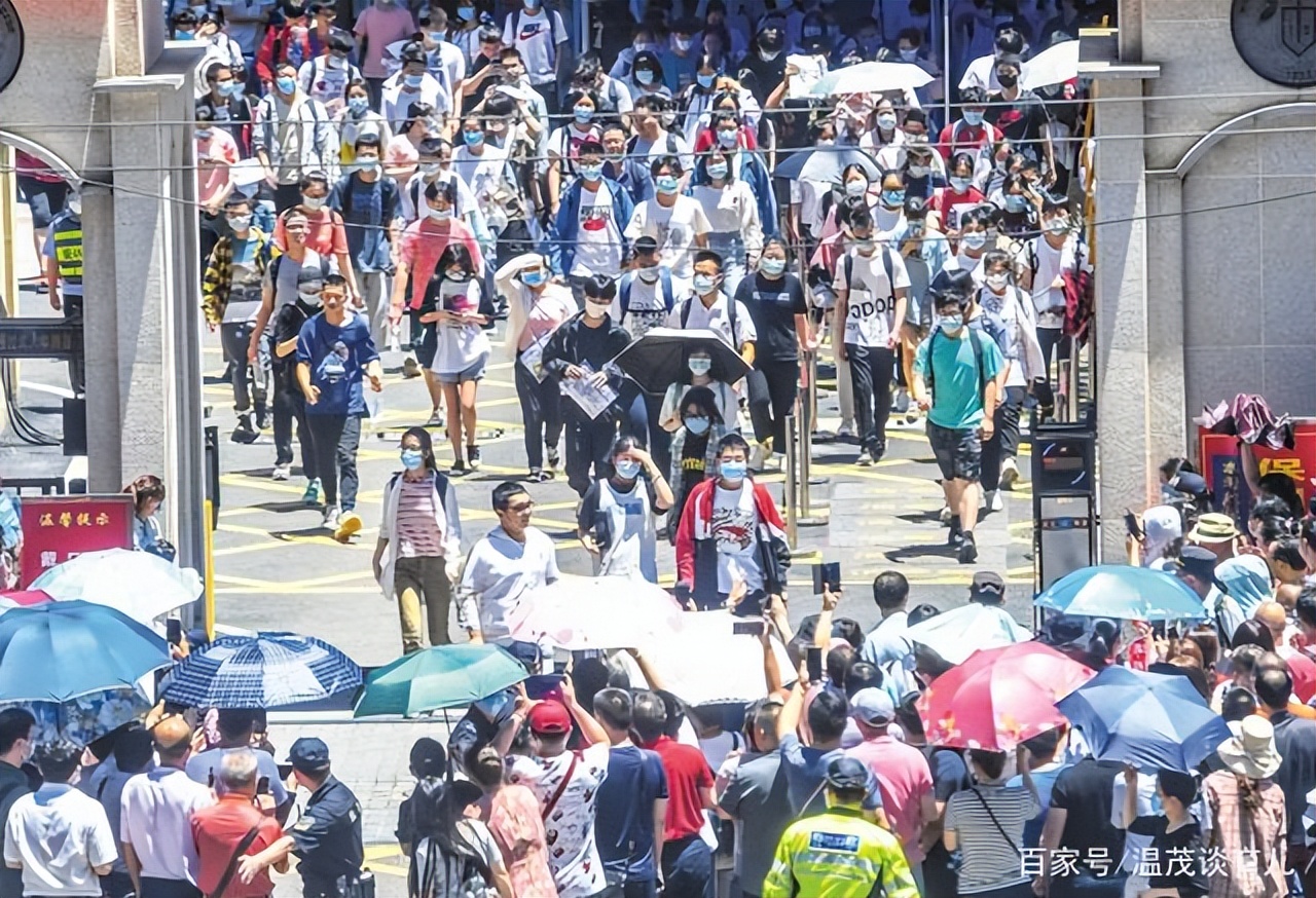 今年浙江高考第一名状元文科,浙江省高考状元第一