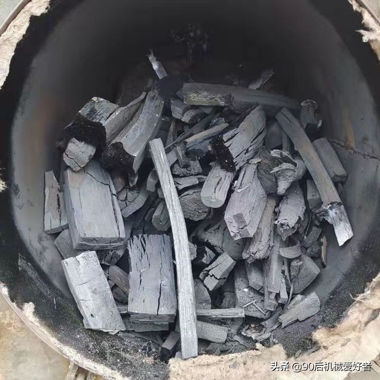 炭化炉废旧木材,废木材加工木炭