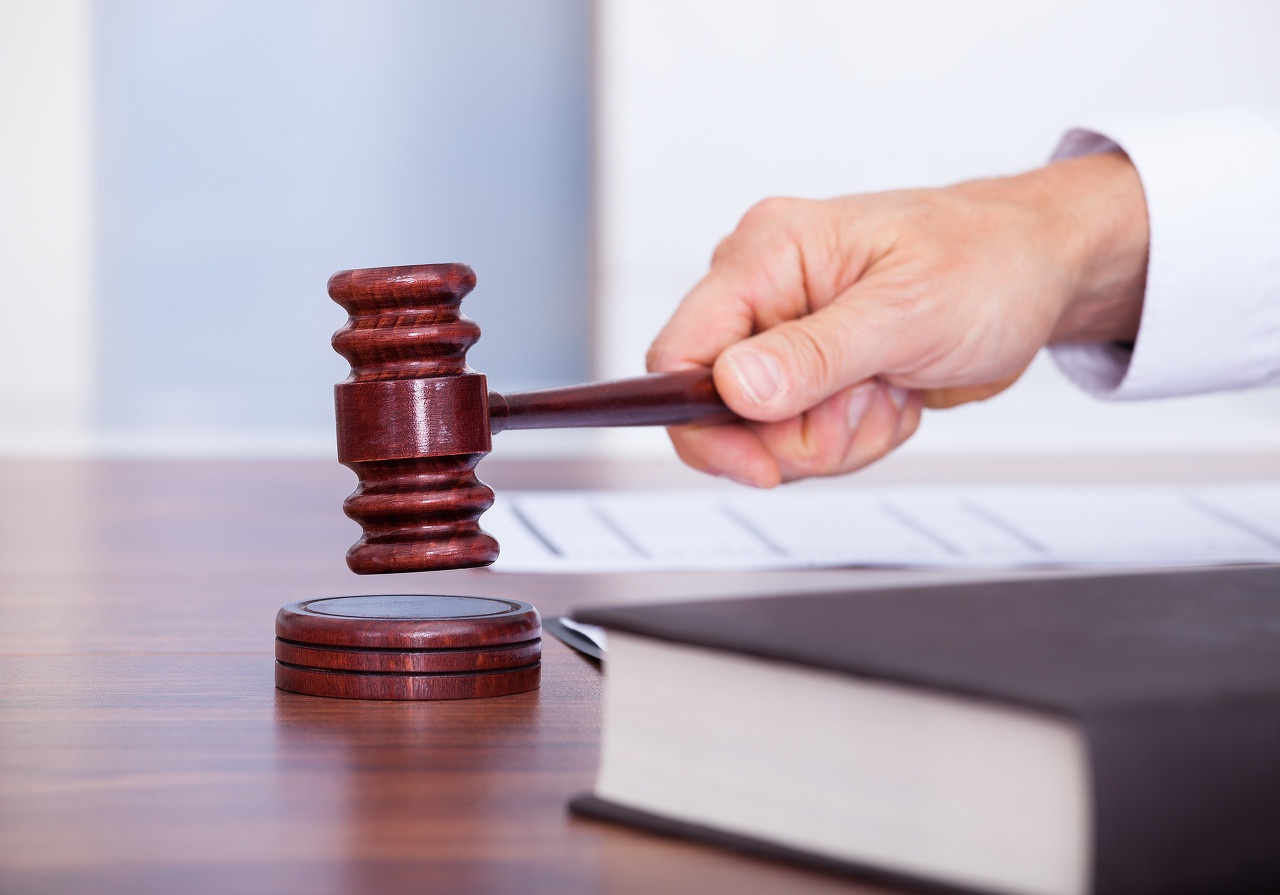 *官高**用生殖器猥亵女子，资源厅处长丑闻引爆全网！真相引发公愤！