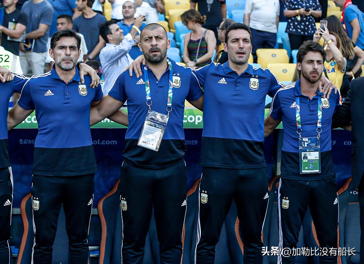 离开皇马拿过金球奖,离开五大联赛的球员盘点