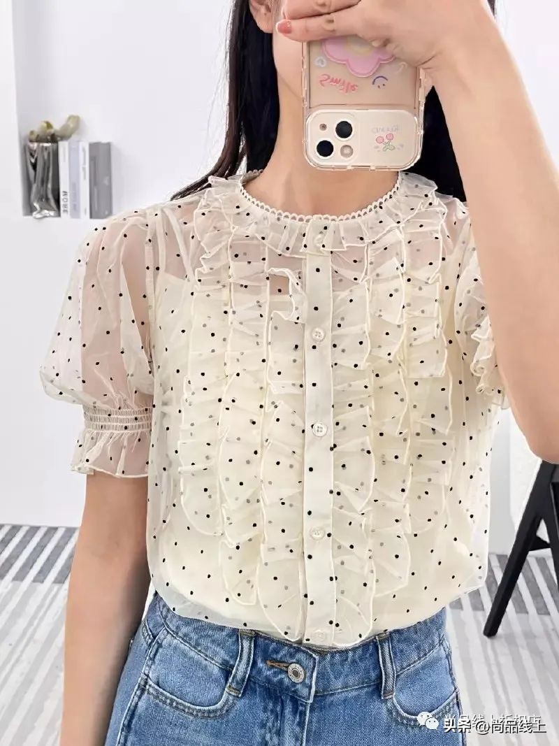 艾诺丝雅诗女装春款,艾诺丝雅诗2022冬款黑色羊绒大衣