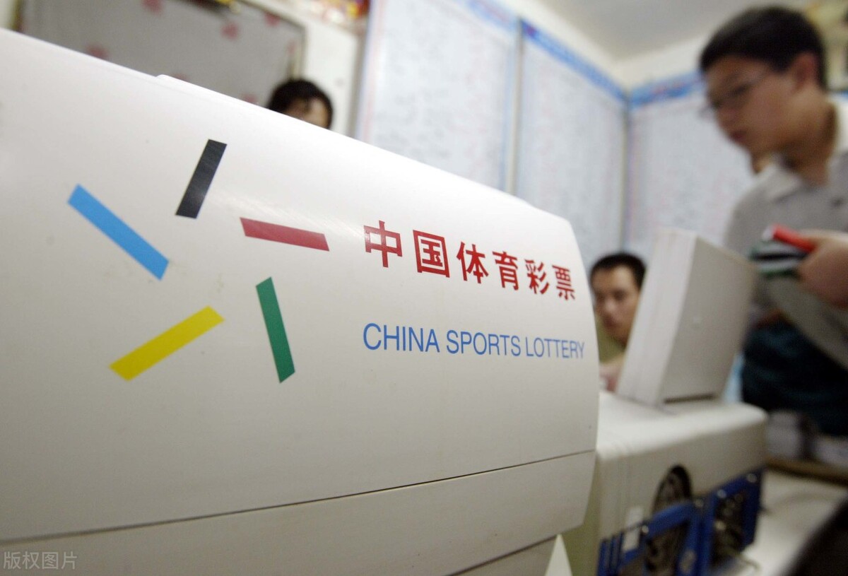 如果中的彩票500万领奖有风险吗,买彩票中了500万是怎么领取钱