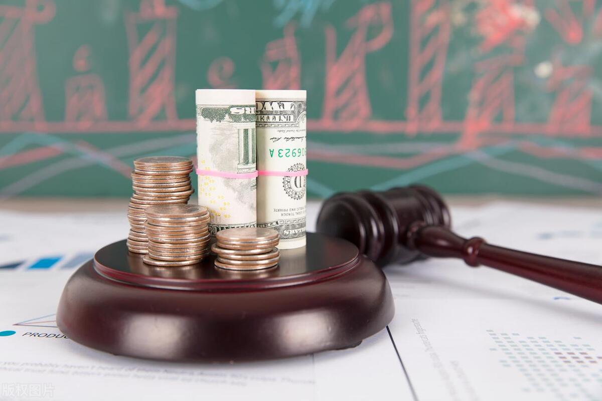 法律与经济学诉民生社会:托马斯·库利和亨利·亚当斯案例1