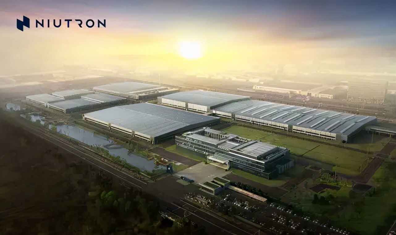 出狱的天才，造神的牛人：从PPT到新车，这场资本棋局，懂了没？