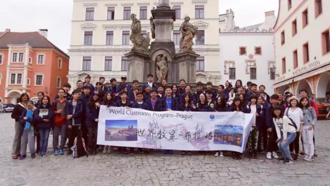 创校生录剑桥、去肯尼亚后变身“食堂警察”，90年历史的学校牛