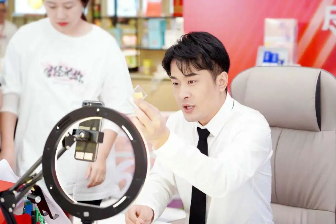 为什么抖音网红动不动就赚几百万,狂赚3亿