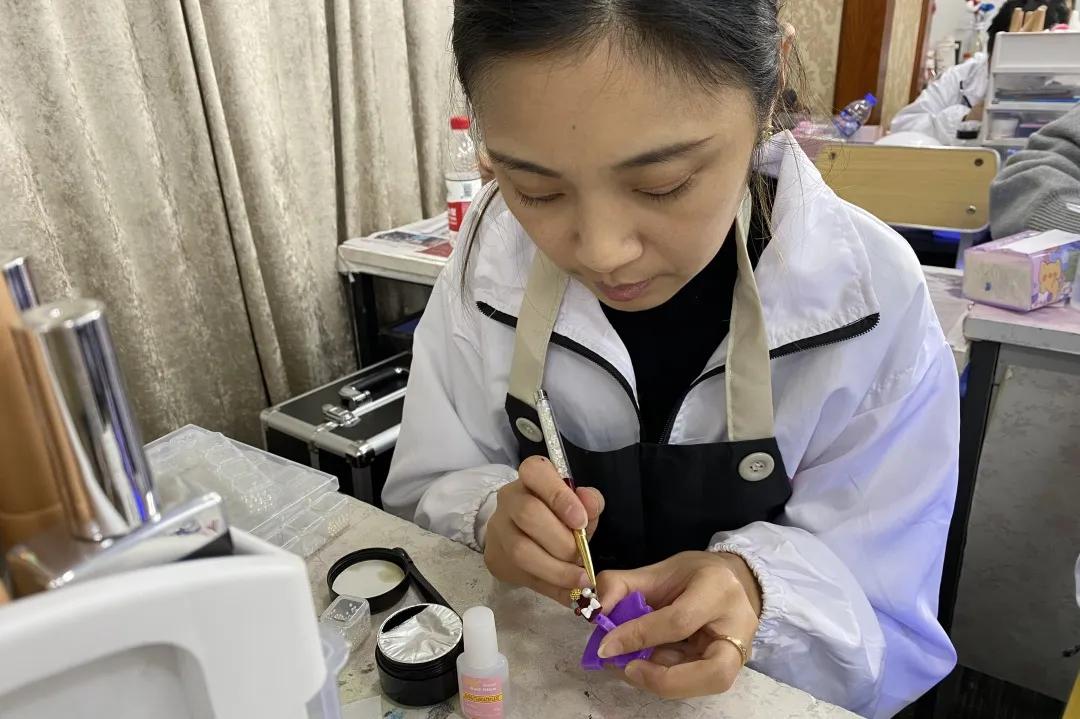 职工职业技能大赛举行,全区职工职业技能大赛启动