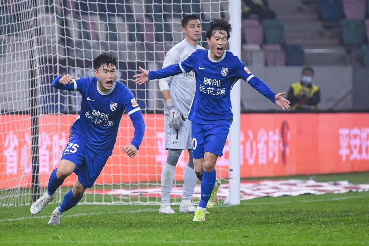 武汉三镇谢鹏飞的替补,2023赛季武汉三镇球员大名单