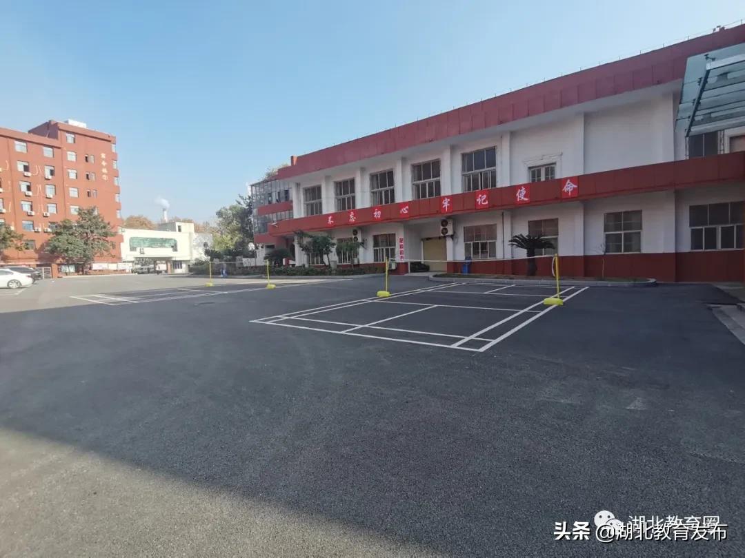 武汉锐科中等职业技工学校怎么样,武汉市锐科中等职业技术学校就业