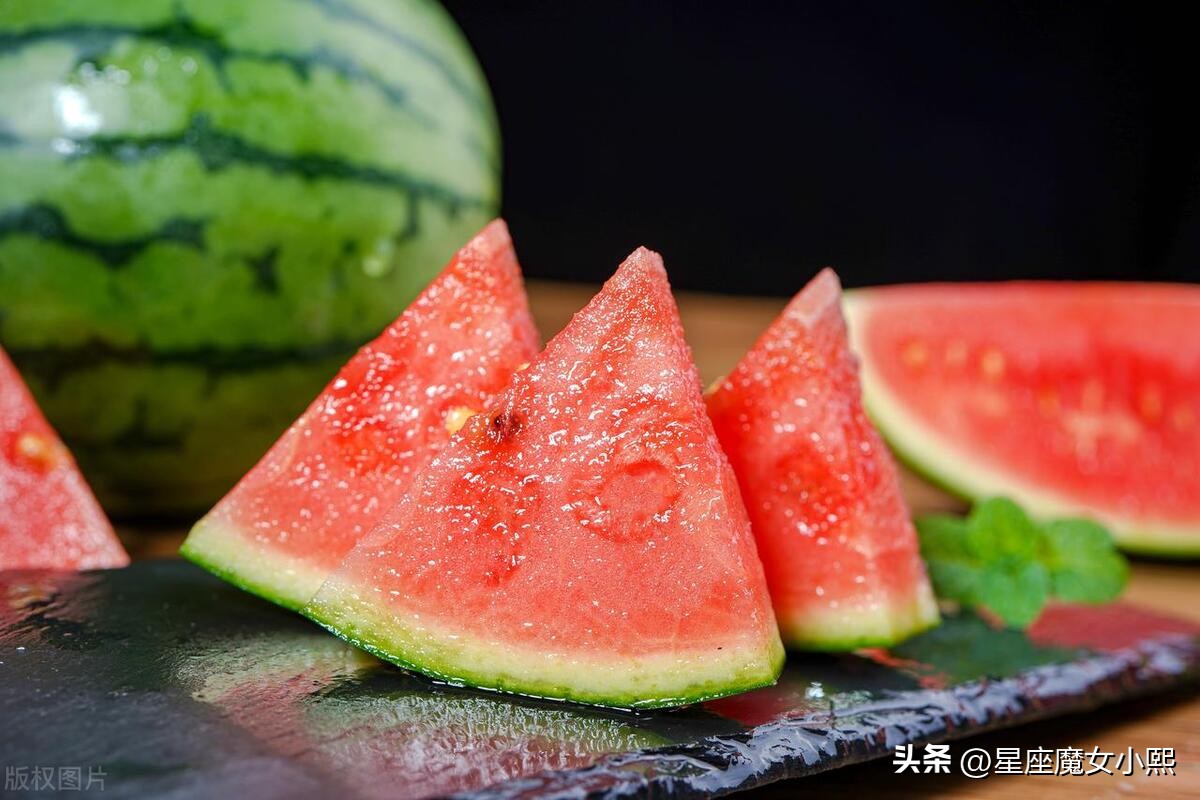 夏天适合吃什么水果比较好,夏天适合吃什么水果养生