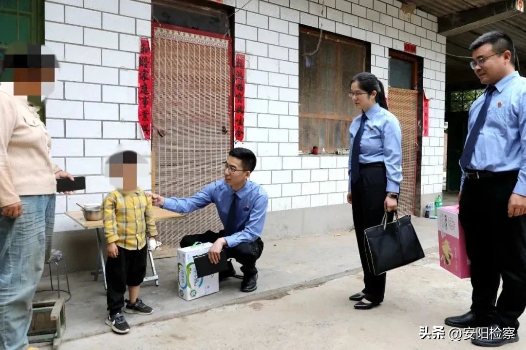 与法童行护航成长,与法同行法制宣教活动