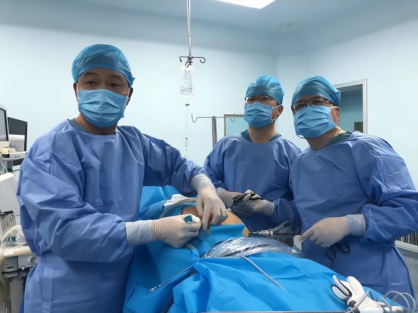 单孔腹腔镜的技术优势有哪些,有关妇科单孔腹腔镜手术的科普