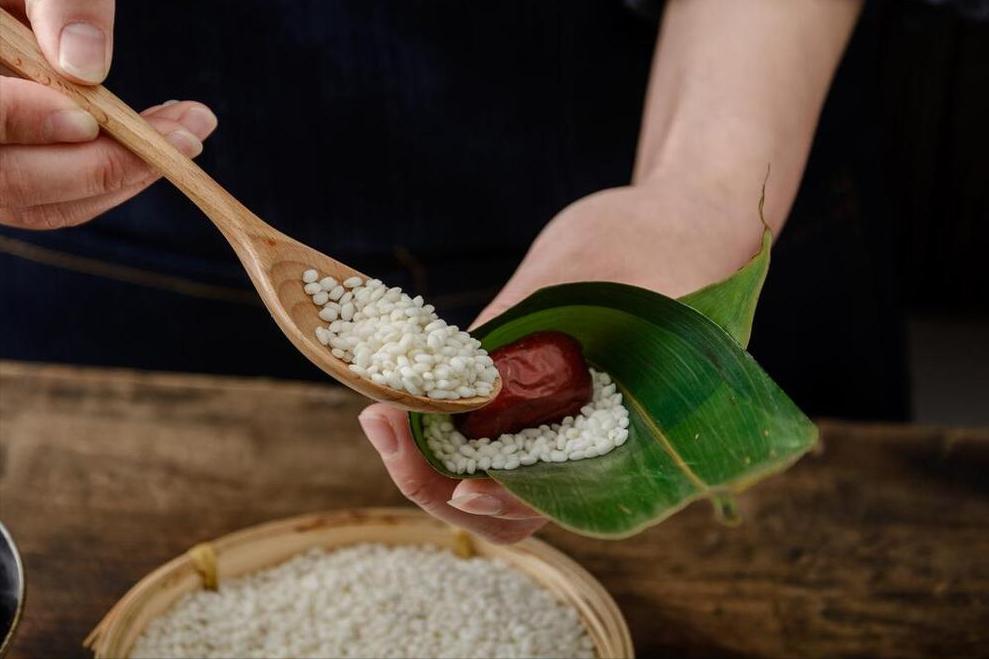 煮粽叶，只用水煮就“废了”，多做2步，粽叶更清香，柔软韧性强
